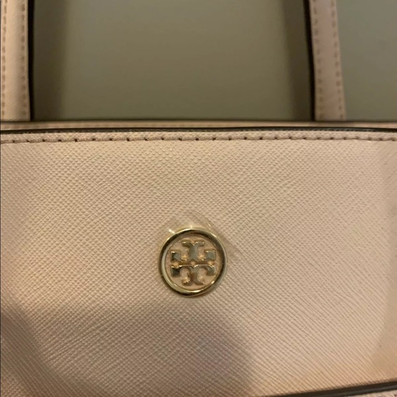 TORY BURCH Robinson Large Zip Tote ~ Pale Apricot - Picture 3 of 8